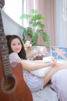 美女胸部图片大全